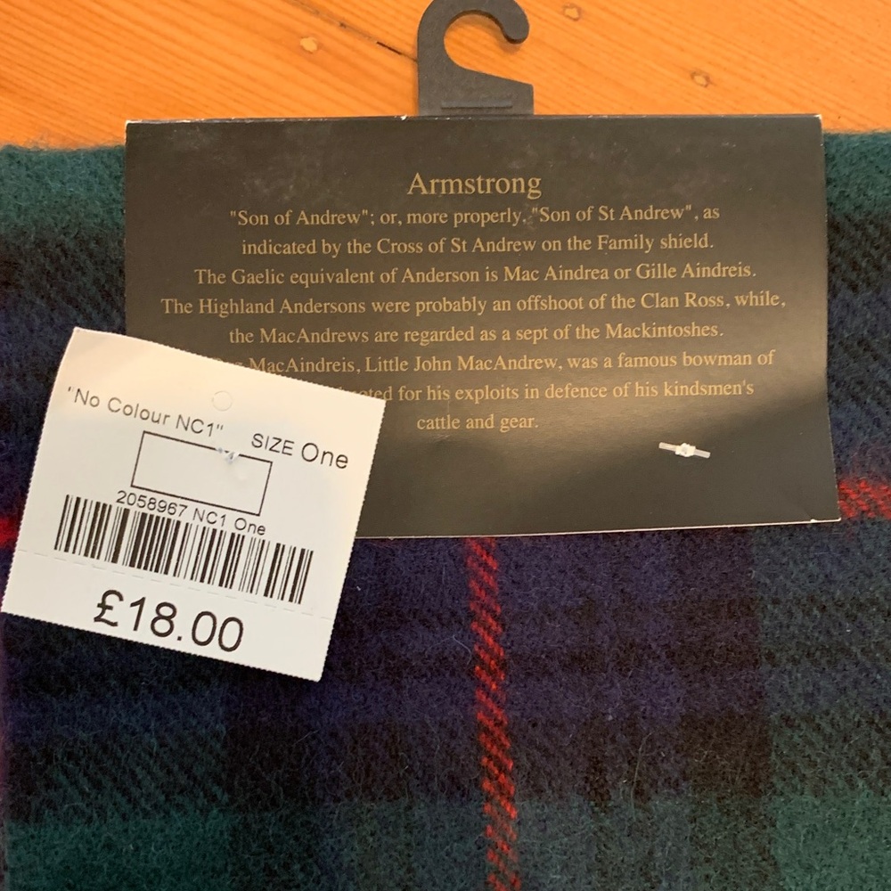 Green & Blue Wool Tartan Scarf - Picture 4 of 4